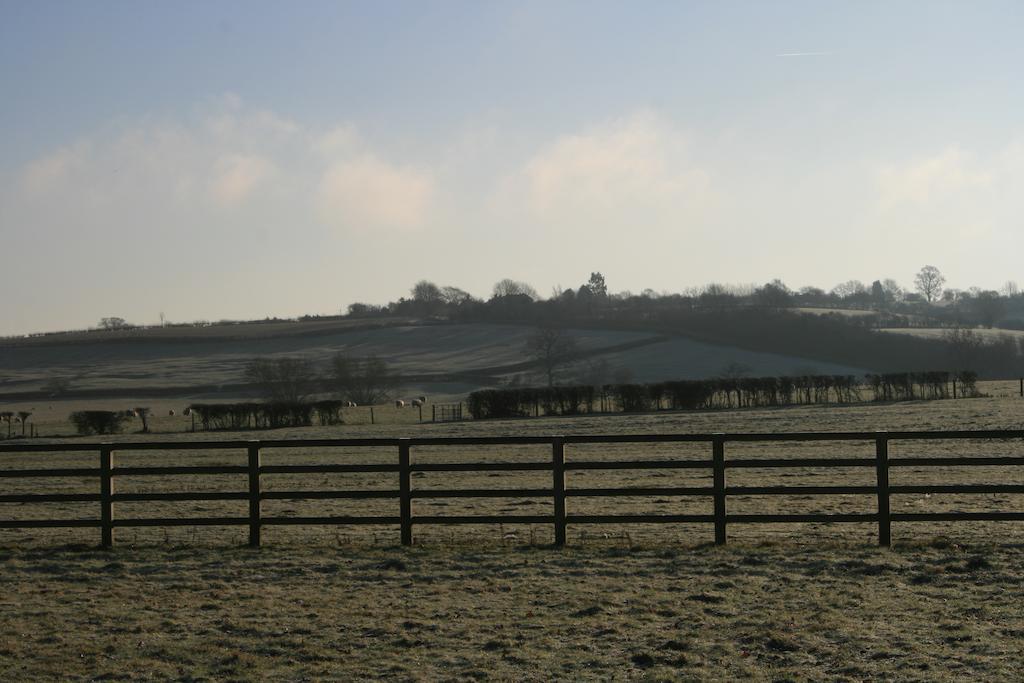 The Stables B&B @ Pear Tree Cottage Winslow Extérieur photo