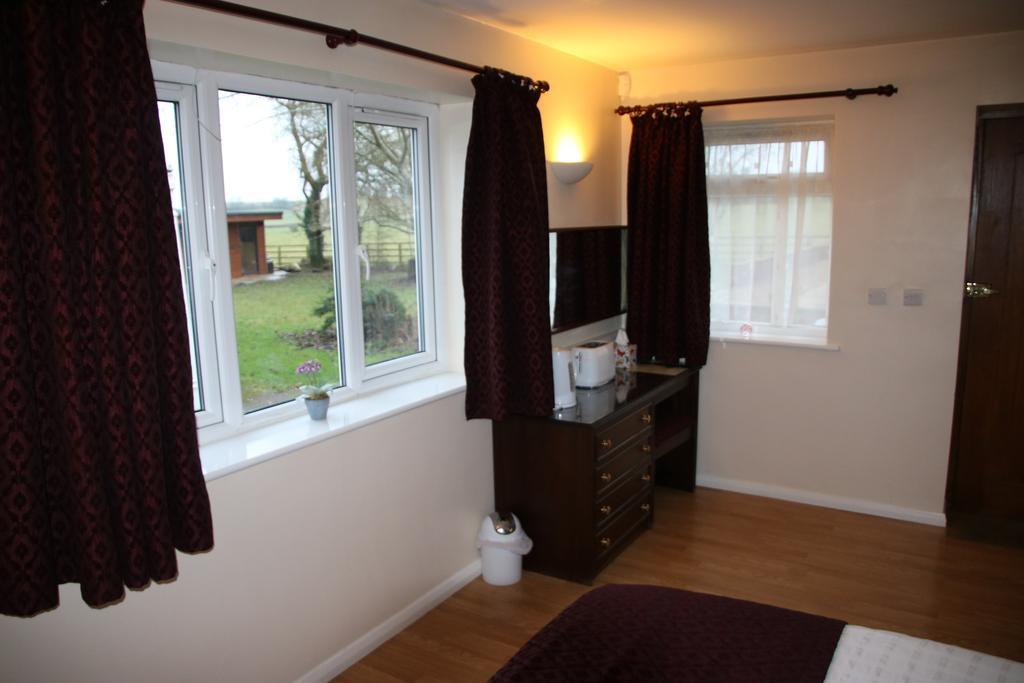 The Stables B&B @ Pear Tree Cottage Winslow Extérieur photo